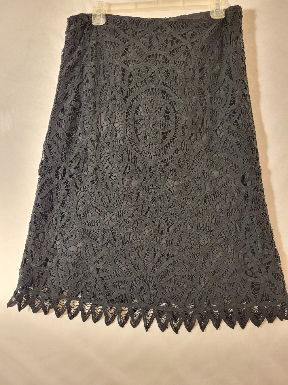 Chico's Women's Black Crochet Lace A-Line Skirt Sz. 1(8-10) - Picture 5 of 8